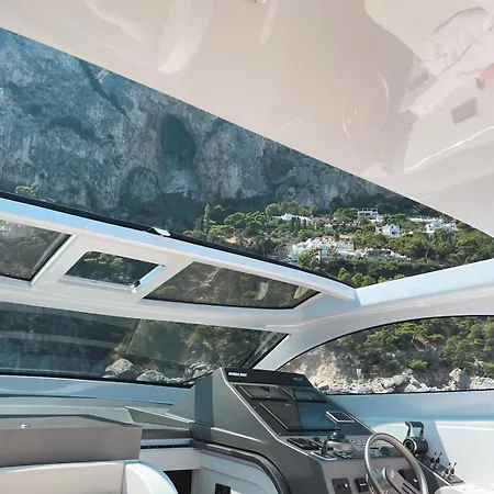 Botel Luxury Private Yacht Amalfi